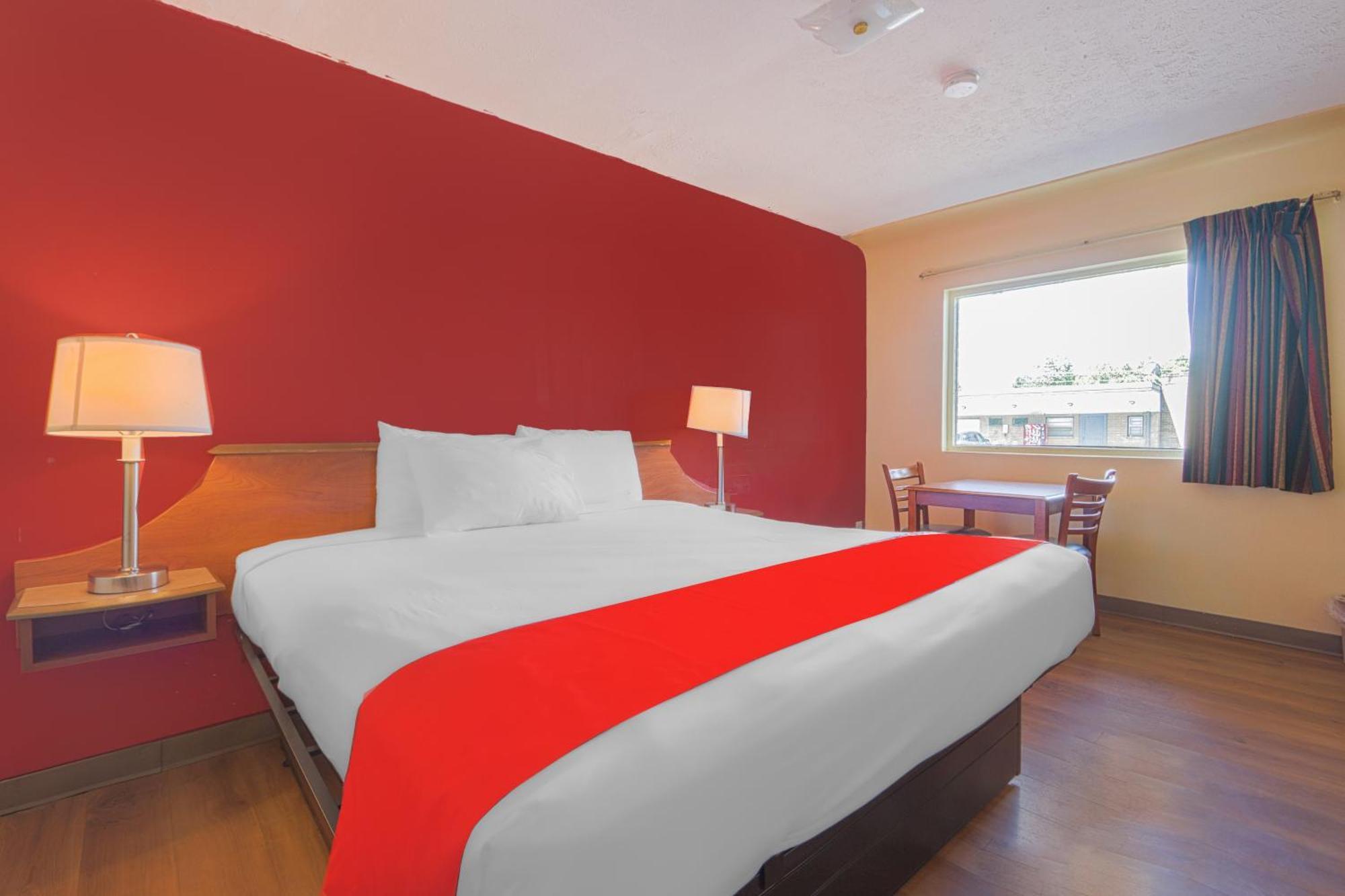 Oyo Hotel North Lima Oh - Boardman Esterno foto