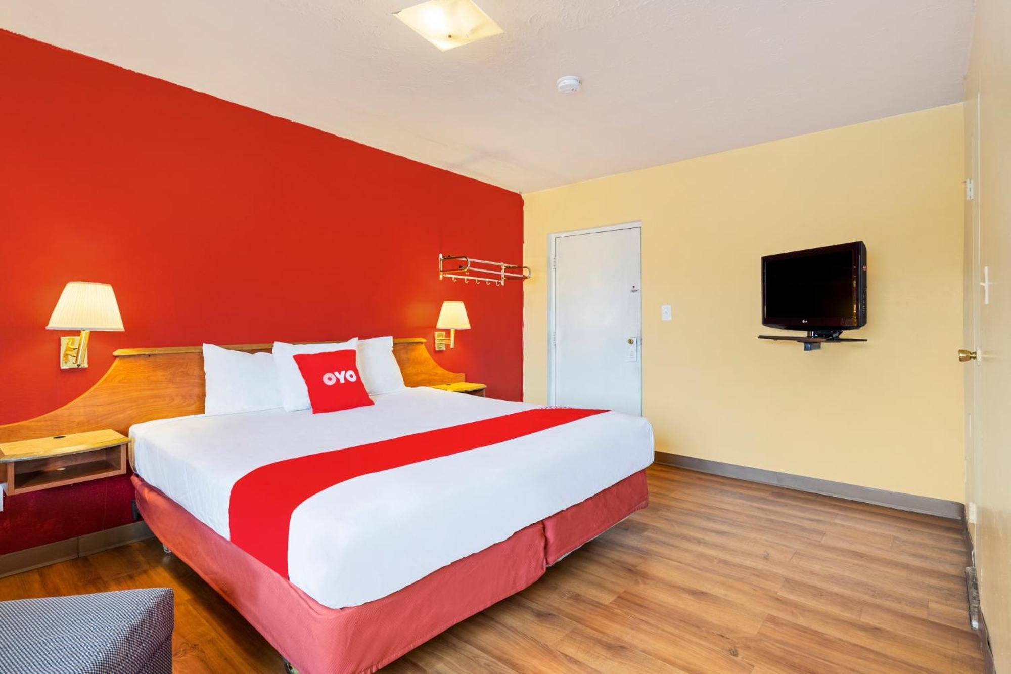 Oyo Hotel North Lima Oh - Boardman Esterno foto