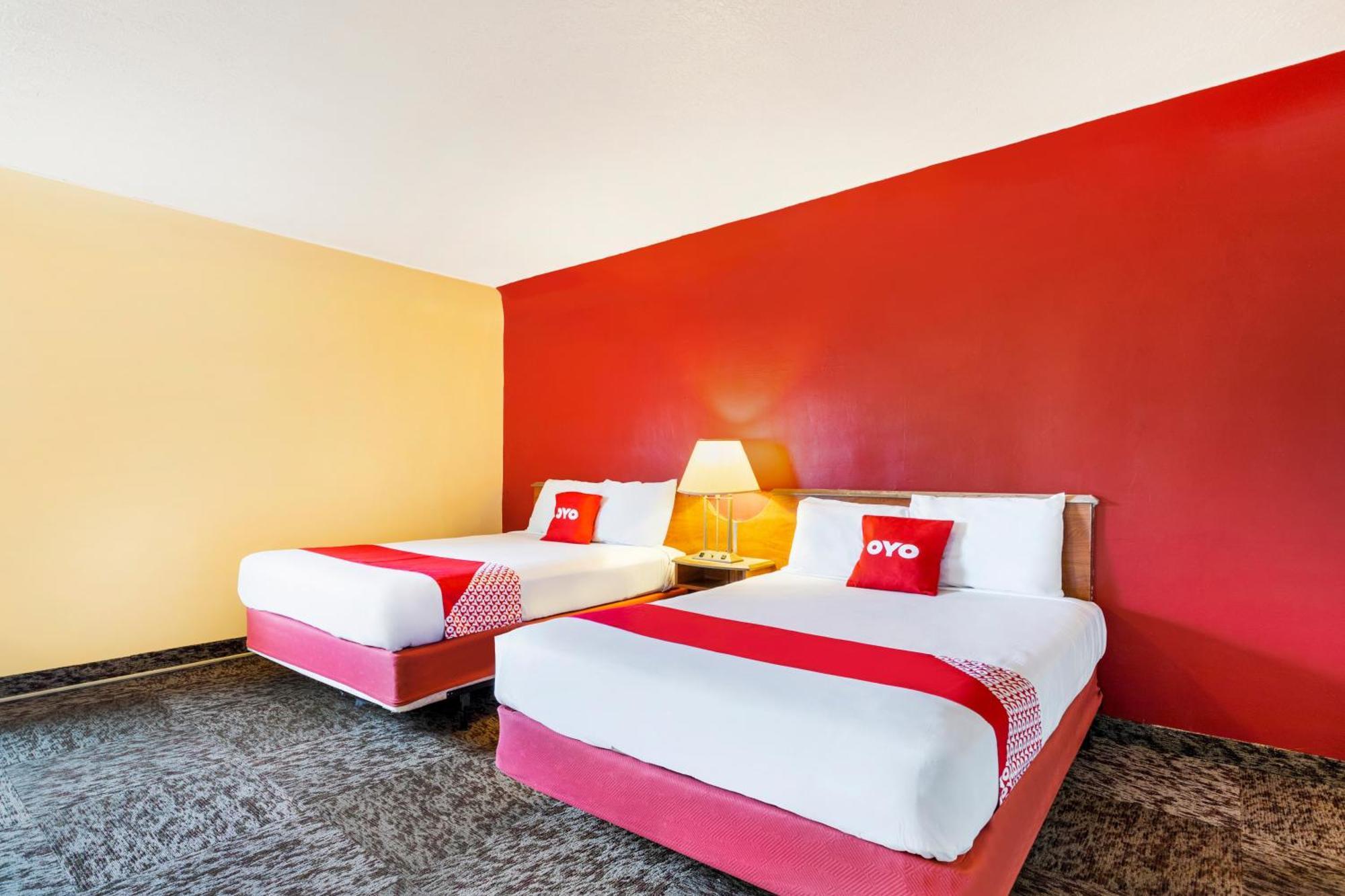 Oyo Hotel North Lima Oh - Boardman Esterno foto